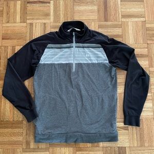 Travis Mathew quarter zip pull over